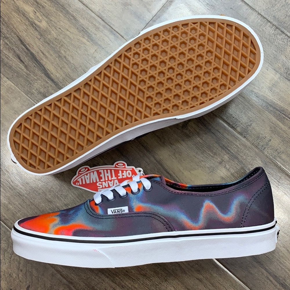 WMNS VANS AUTHENTIC DARK AURA Multi/True White - Picture 2 of 16